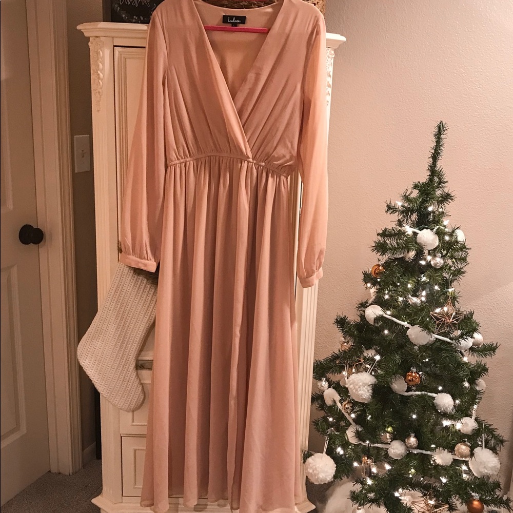 Lulu’s Blush Dress